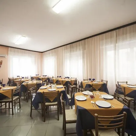 Hotel Eliseo 2*