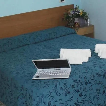 Hotel Eliseo 2*