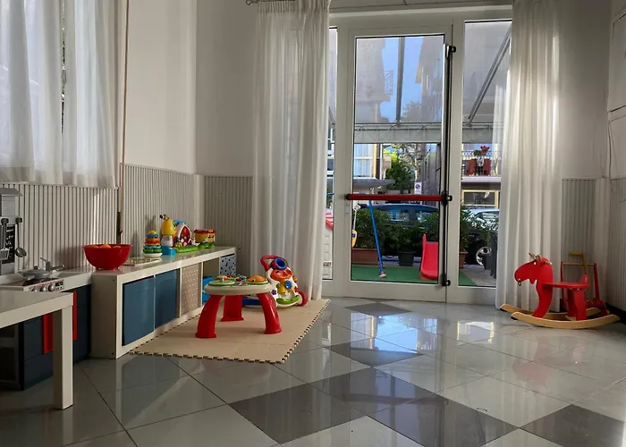 Eliseo 2* Римини